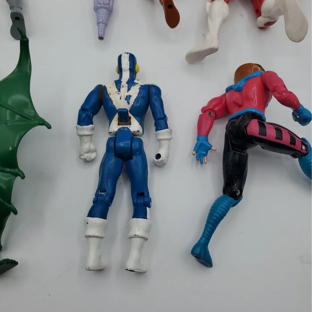 Vintage 1990s Toy Biz Marvel X-Men DC Action Figure Lot 11 Figures